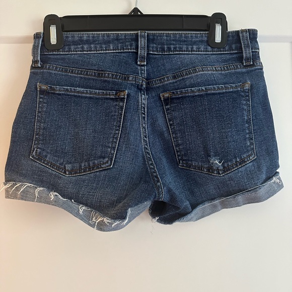 Abercrombie Low Rise Jean Short - Picture 2 of 3